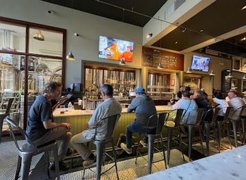 california/monterey/restaurant/alvarado-street-brewery