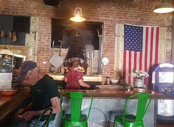 nebraska/pine-ridge/restaurant/the-twisted-turtle-pub