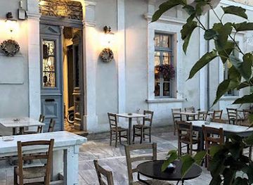 cyprus/adonis-baths-waterfalls/restaurant/koutourou-ouzeri