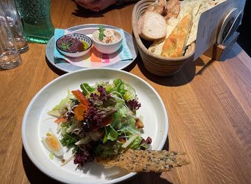 austria/karwendel-mountains/restaurant/bretze-es-geht-weiter