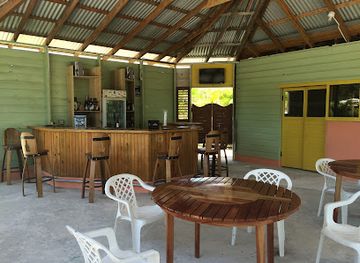 jamaica/black-river-great-morass/restaurant/smokee-john-cafe