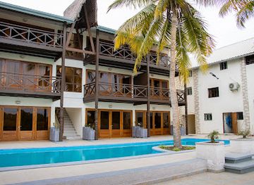 madagascar/menabe/restaurant/baobab-cafe