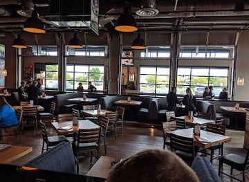 indiana/evansville/restaurant/bj-s-restaurant-brewhouse