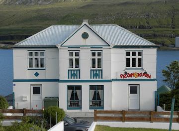 faroe-islands/vagur/restaurant/pizzakokurin