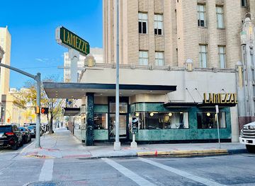 texas/el-paso/restaurant/lamezze-restaurant