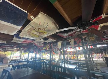 british-virgin-islands/jost-van-dyke/restaurant/foxy-s-giftshop