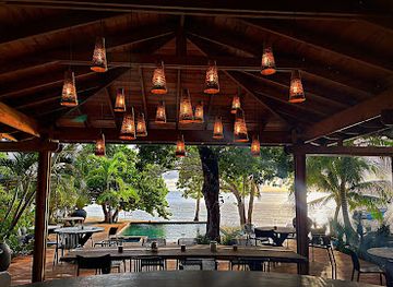 honduras/bay-islands/restaurant/sea-salt