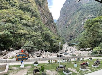 peru/inca-trail/restaurant/restaurante-ayasqa-comida-tradicional