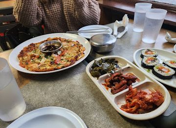 new-york/syracuse/university-hill/restaurant/chorong-house