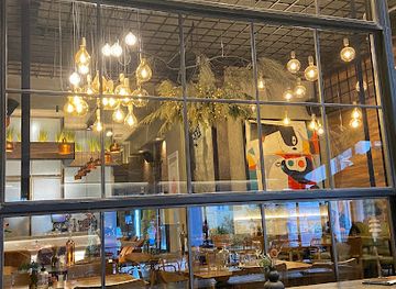 greece/larissa/restaurant/fluxus