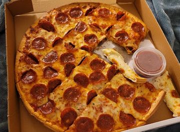 ohio/hocking-hills/restaurant/bob-s-pizza-house