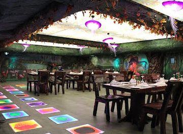 india/chennai/restaurant/yazhee-world-restaurant