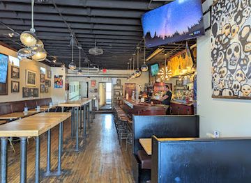 michigan/lansing/restaurant/the-cosmos