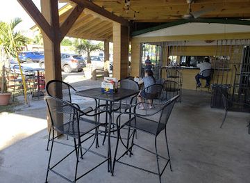 puerto-rico/luquillo/restaurant/el-hamberguito-steak-house