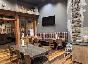 north-dakota/devils-lake/restaurant/coyote-pizzeria