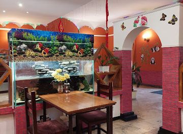 hungary/vac/restaurant/szecsuani-etterem