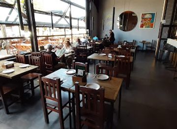 argentina/rosario/barrio-alberdi/restaurant/cosme-alberdi