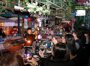 south-korea/busan/gwangalli-beach/restaurant/pergineible-minrakjeom