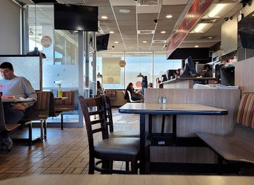 kentucky/carter-caves-state-resort-park/restaurant/huddle-house