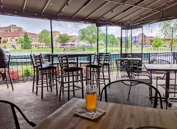 indiana/elkhart/restaurant/brass-elk-brewing