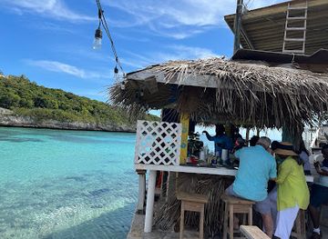 the-bahamas/eleuthera/restaurant/twin-brothers