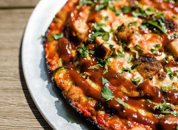 new-hampshire/exeter/restaurant/cancun-pizza