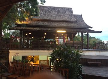 laos/champasak-cultural-landscape/restaurant/sa-la-gang-kong