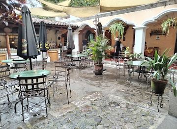 guatemala/western-highlands/restaurant/la-fonda-de-la-calle-real