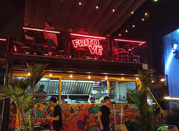 colombia/cali/restaurant/los-santos-food-trucks