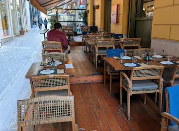 Cardinale Athens