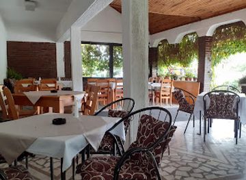 serbia/morava/restaurant/tri-fenjera-lapovo