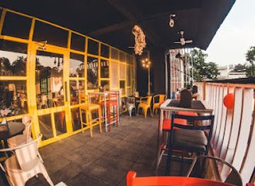 india/guwahati/restaurant/the-table-talk-cafe