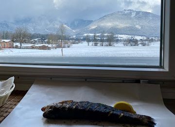 austria/salzkammergut-lakes/restaurant/steckerlfisch-in-abersee