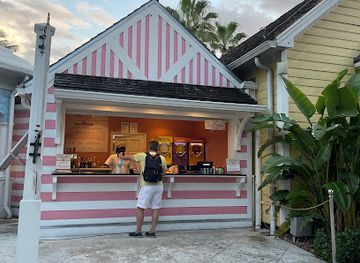 the-bahamas/crooked-island/restaurant/mckenzie-s-conch-shack