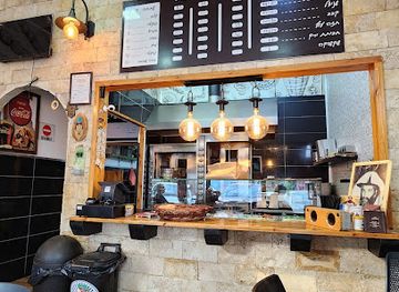 israel/rosh-hanikra/restaurant/hplpl-vhshvrmh-shl-rm