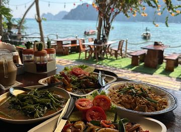 thailand/phi-pan-nam-range/restaurant/khun-va-thai-cuisine