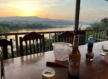 laos/bokeo-province/restaurant/phamxay-restaurant