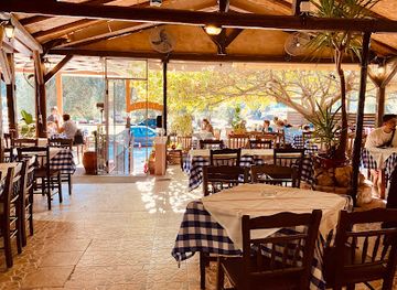 greece/corfu/paleokastritsa/restaurant/limani-restaurant