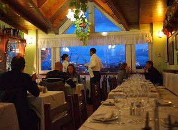 argentina/ushuaia/restaurant/tia-elvira