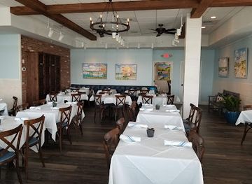 north-carolina/coastal-plain/restaurant/moonrakers