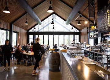 australia/new-england/restaurant/lot-100