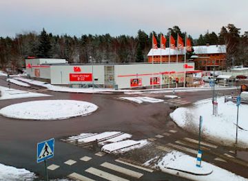 sweden/riksgransen/restaurant/ica-nara-riksten