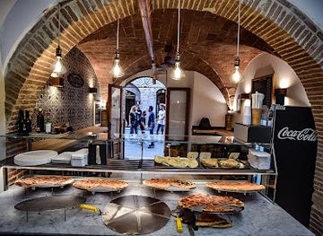 italy/san-gimignano/restaurant/riccapizza-san-giovanni