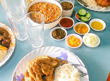 the-gambia/sabach-sanjal/restaurant/guava-moto-cafe