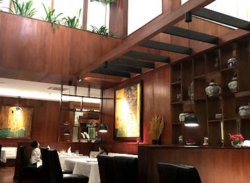 cambodia/phnom-penh/chamkar-mon/restaurant/topaz-norodom