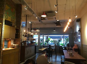 brunei/bukit-shahbandar-recreational-park/restaurant/high-frequency-lifestyle-cafe