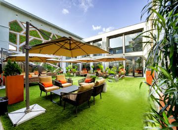 cameroon/littoral/restaurant/the-yard