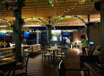 kazakhstan/mangystau-peninsula/restaurant/skal-naya-tropa