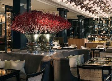 united-kingdom/london/restaurant/mirror-room