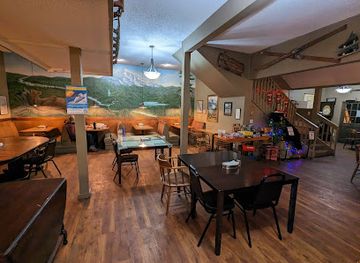 oregon/cascade-mountains/restaurant/ivy-bear-pizzeria